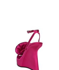 Dustdev.shope558e18d82 3